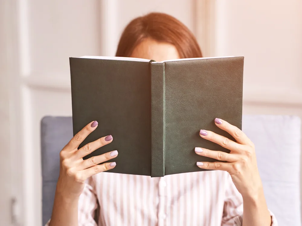 The Secret Identities of Authors: Unveiling the First Pen Names in Literary History!