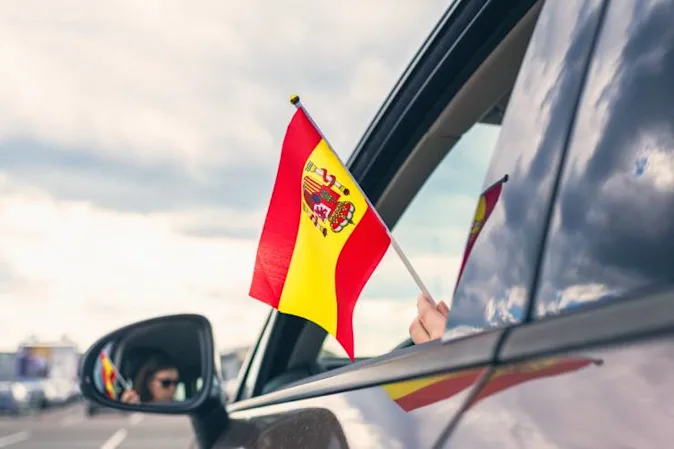  What are rental cars called in Spain? image