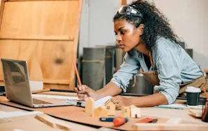 What classic novel does everyone read in woodshop class? image