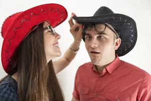 What do you call a nearsighted cowboy? image