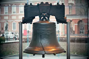 What happened when Ben Franklin told a joke to the Liberty Bell? image