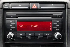 What is the quickest button on a radio? image