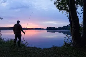 What kind of money do fishermen make? image