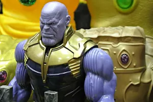 What's Thanos' favorite app to talk to friends? image
