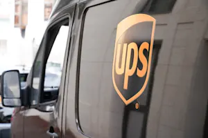 What's a UPS® driver's favorite sport? image