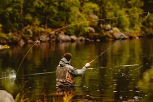 What's the best way to watch a fly fishing tournament? image