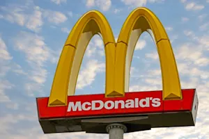 Why don't the McDonald's® arches like the Arc de Triomphe? image